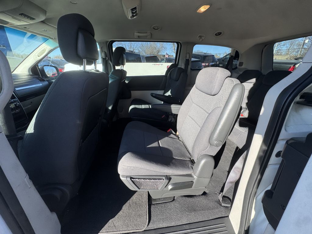 2010 Dodge Grand Caravan Image 19