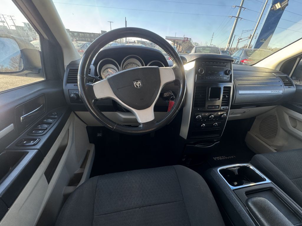 2010 Dodge Grand Caravan Image 21