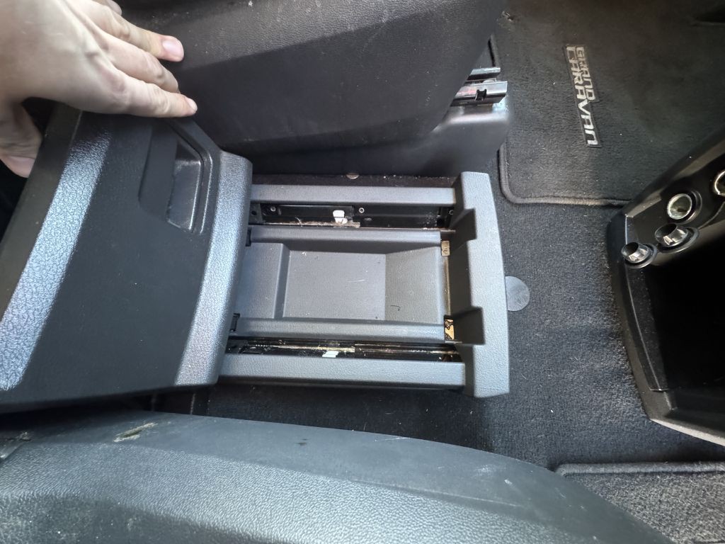 2010 Dodge Grand Caravan Image 27