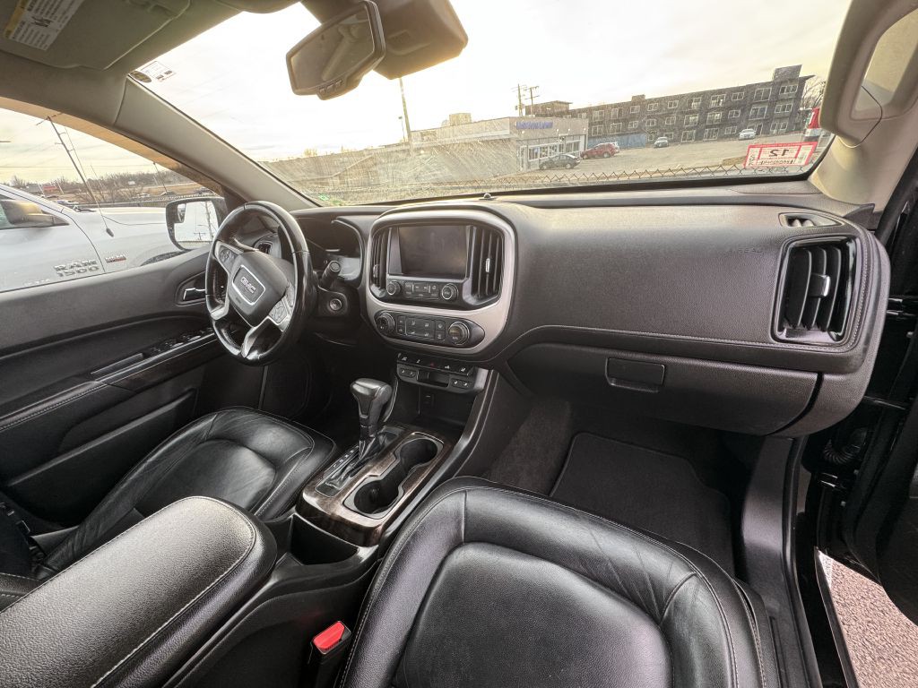 2017 GMC Canyon Image 17