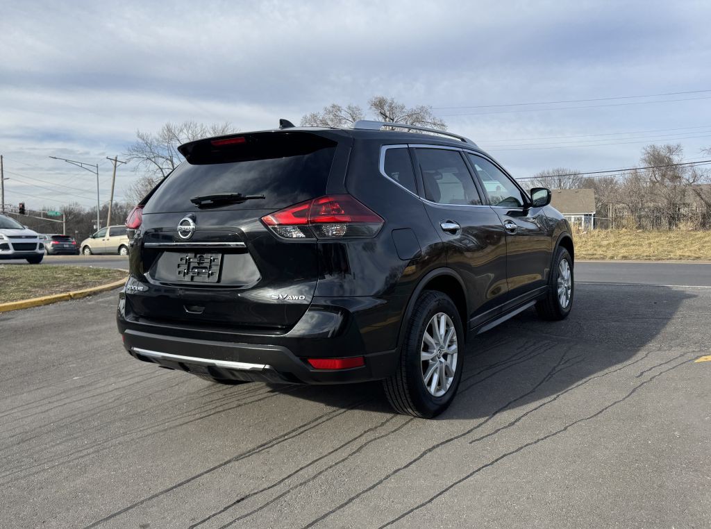 2018 Nissan Rogue Image 10