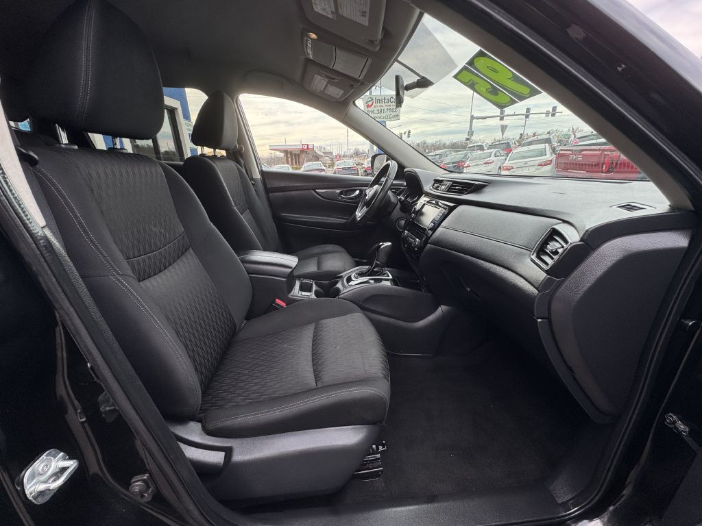 2018 Nissan Rogue Image 23