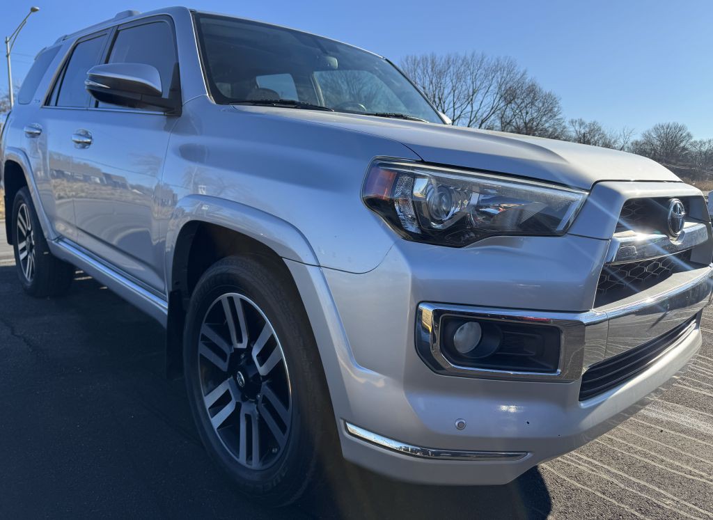 2016 Toyota 4Runner Image 8