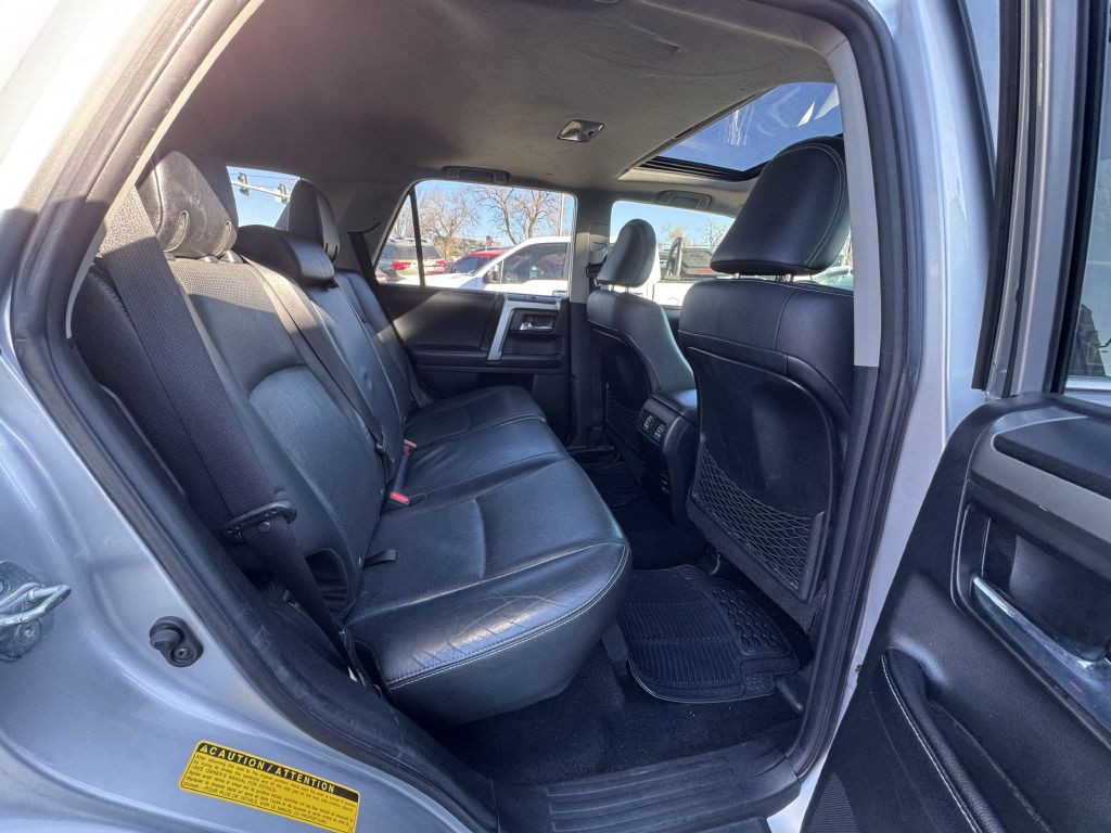 2016 Toyota 4Runner Image 19