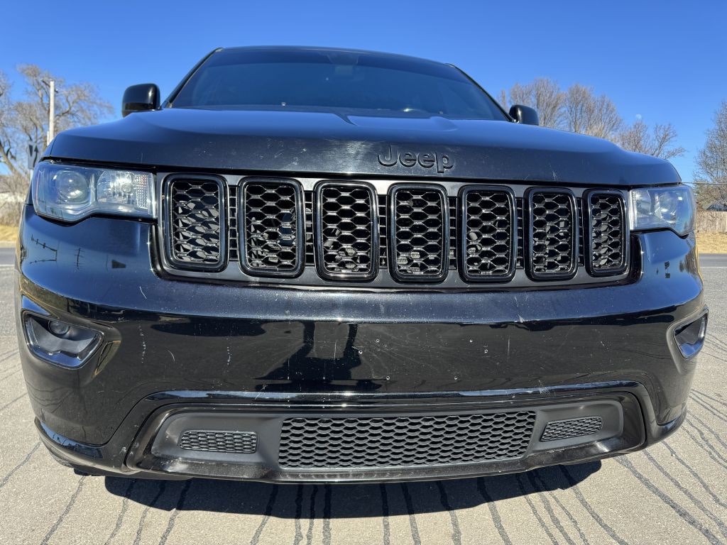 2017 Jeep Grand Cherokee Image 7