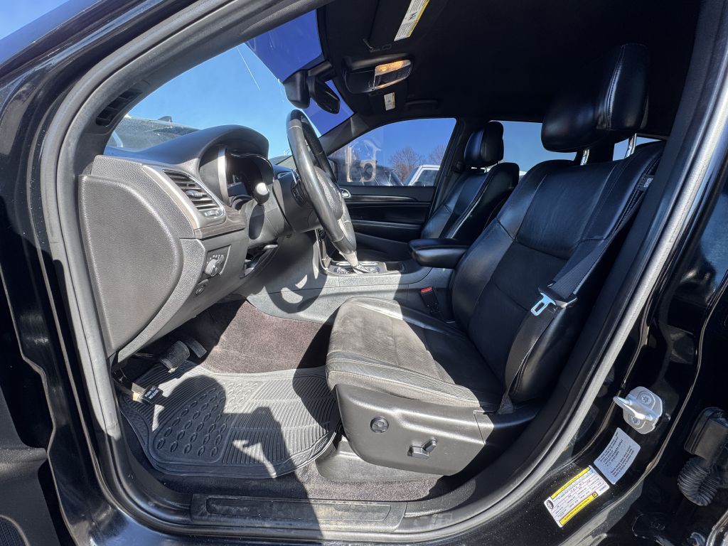 2017 Jeep Grand Cherokee Image 24