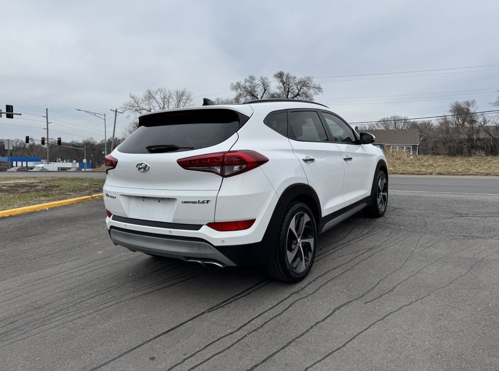 2017 Hyundai Tucson Image 15