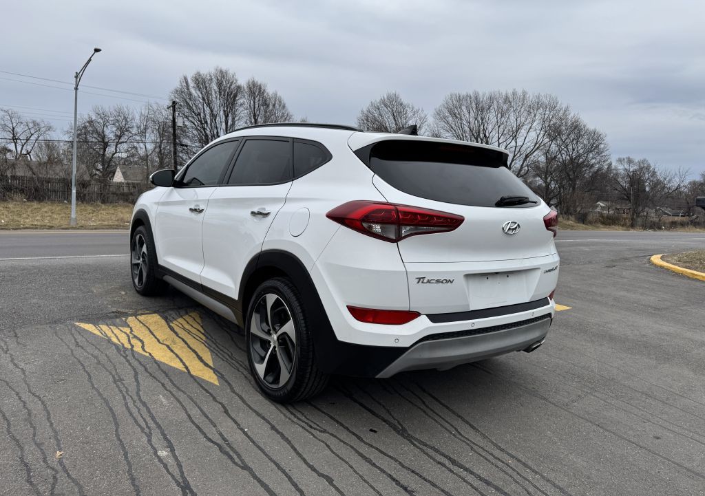 2017 Hyundai Tucson Image 17