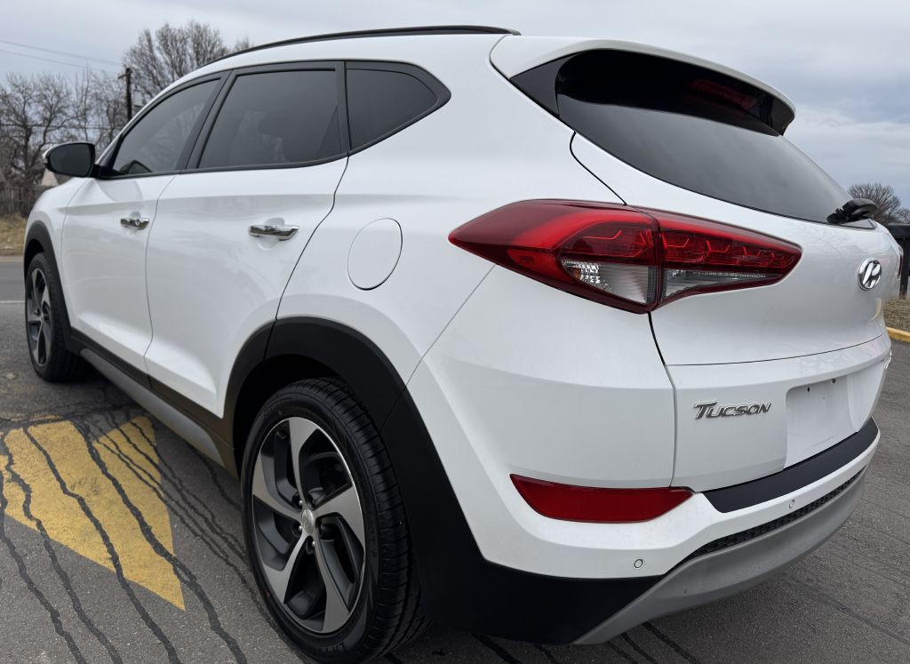 2017 Hyundai Tucson Image 18
