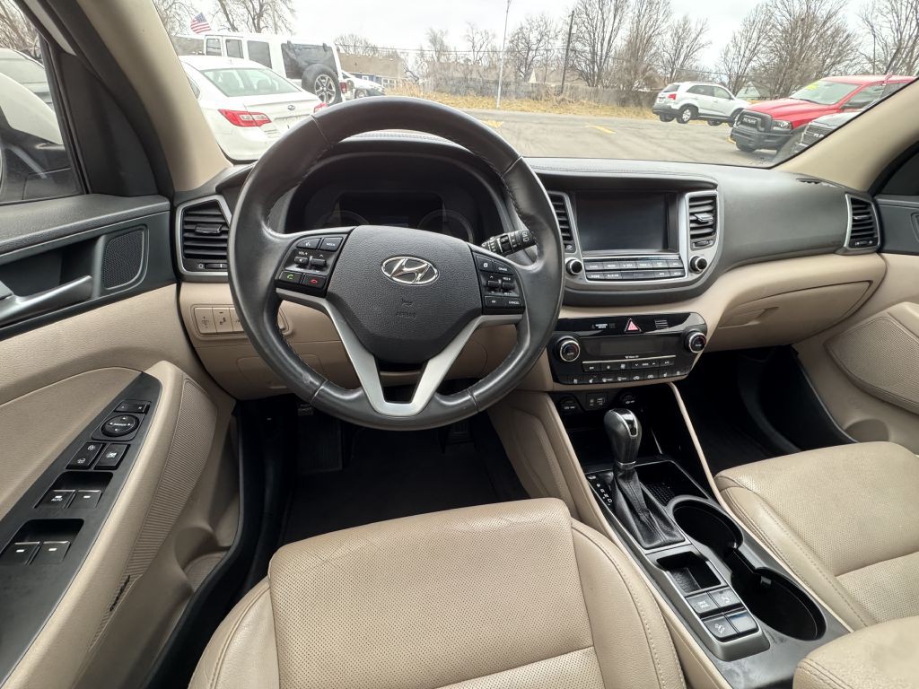 2017 Hyundai Tucson Image 24