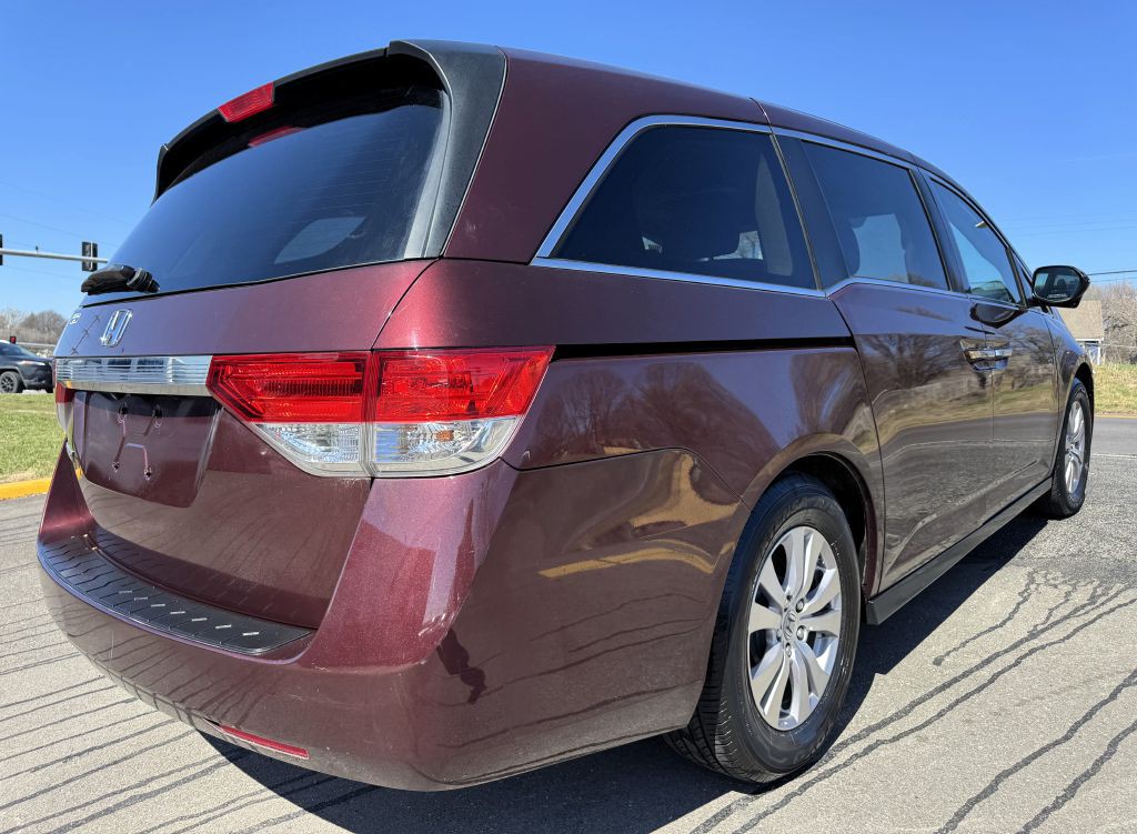2015 Honda Odyssey Image 16