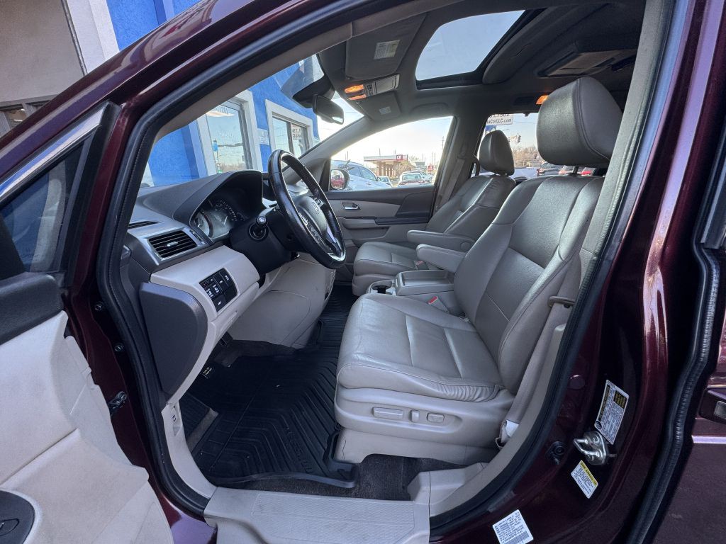 2015 Honda Odyssey Image 18