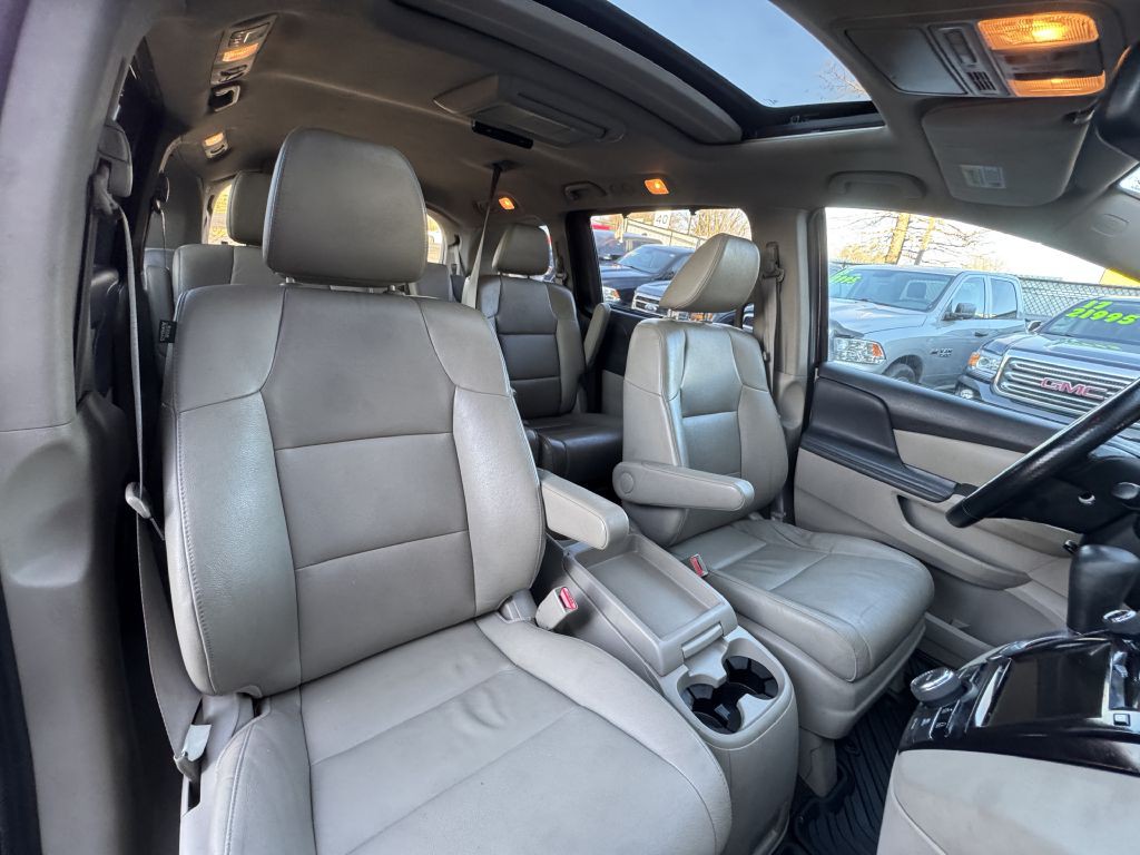2015 Honda Odyssey Image 22