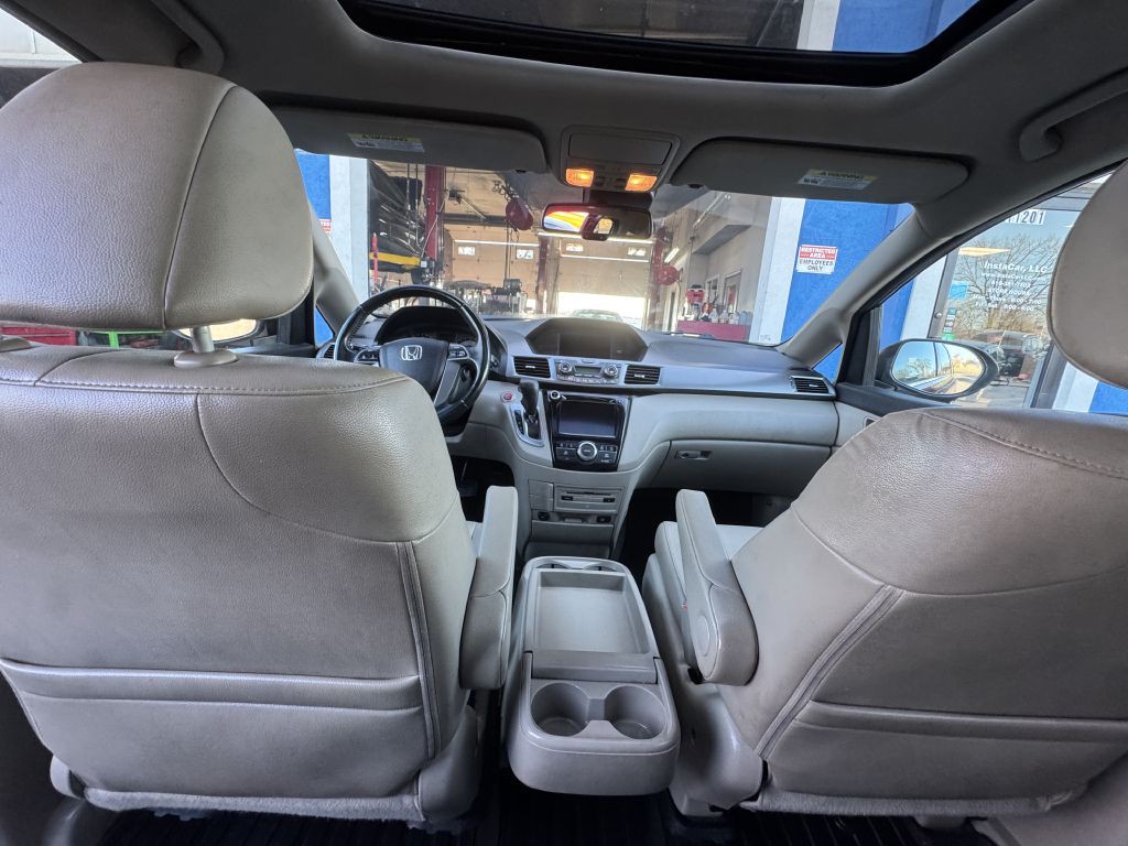 2015 Honda Odyssey Image 29