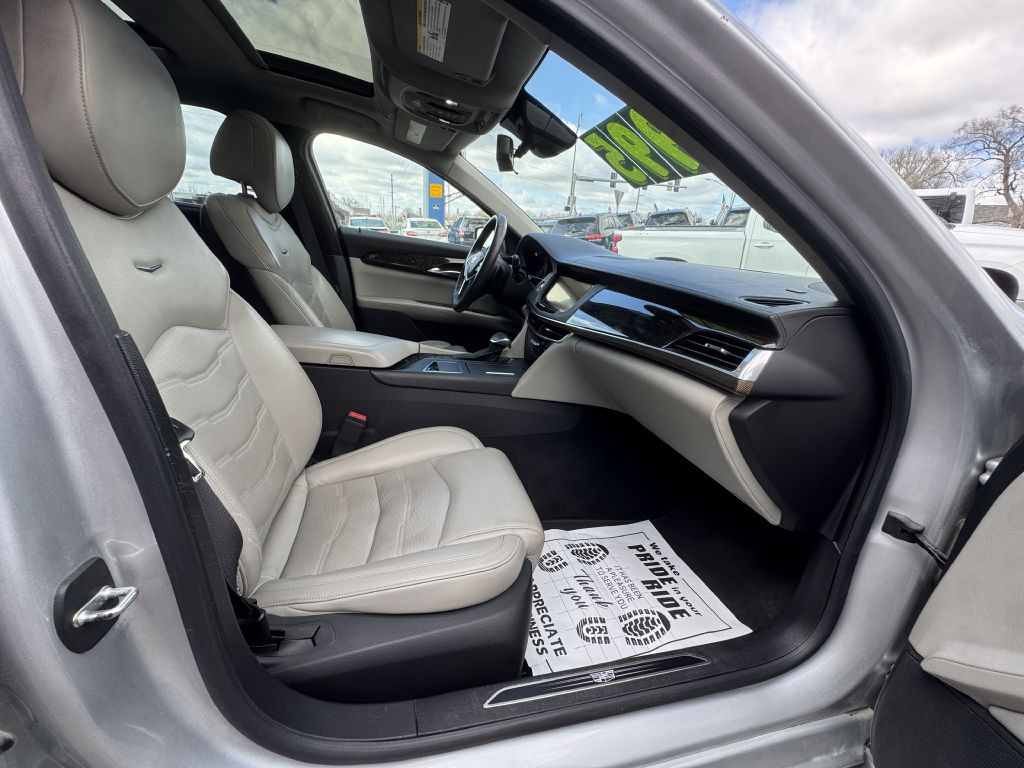 2016 Cadillac CT6 Image 26