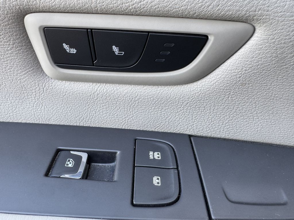 2016 Cadillac CT6 Image 30