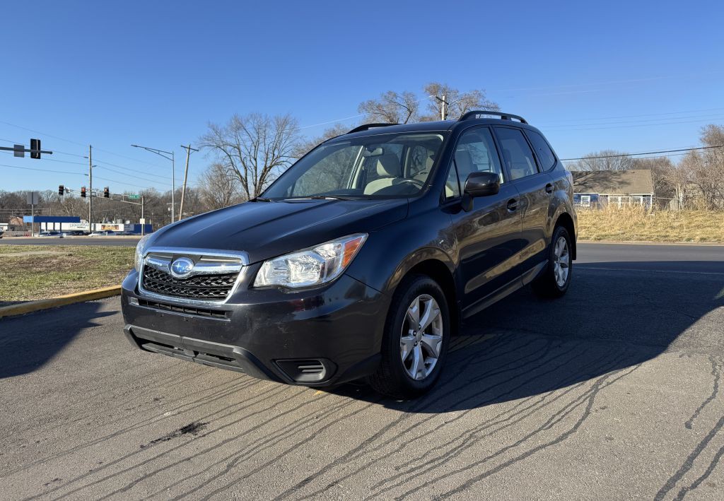 2015 Subaru Forester Image 1