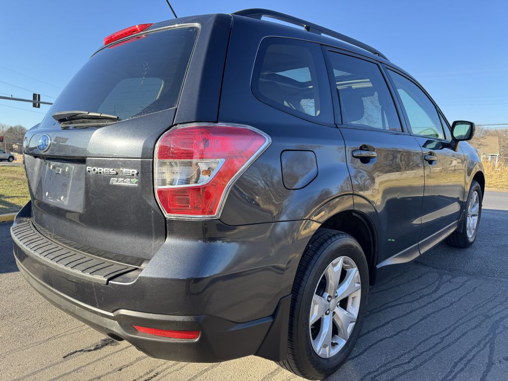 2015 Subaru Forester Image 15