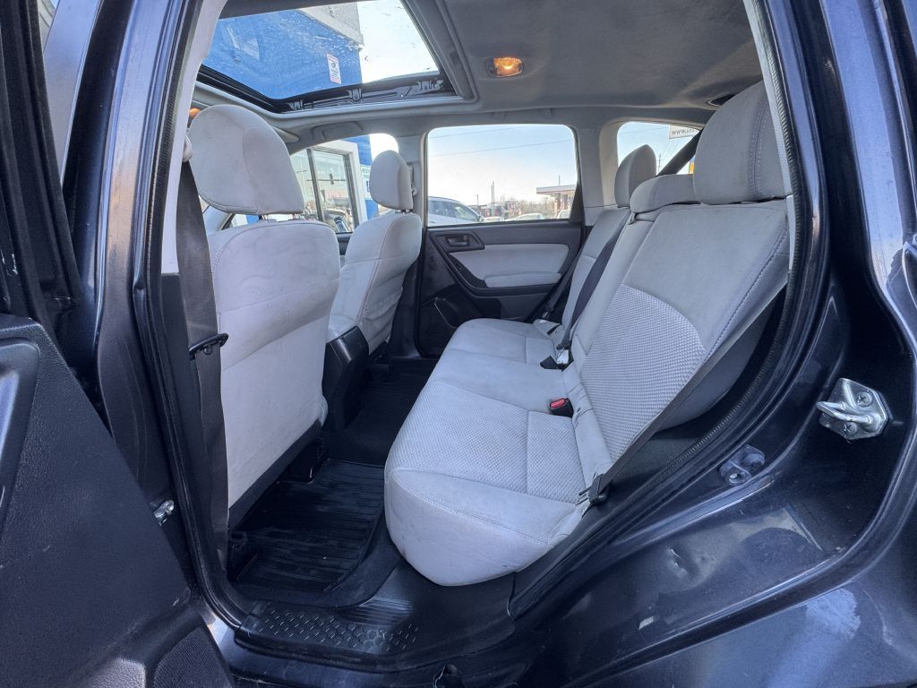 2015 Subaru Forester Image 19