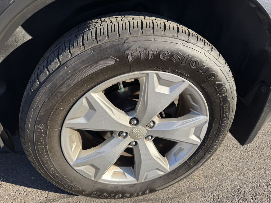 2015 Subaru Forester Image 25