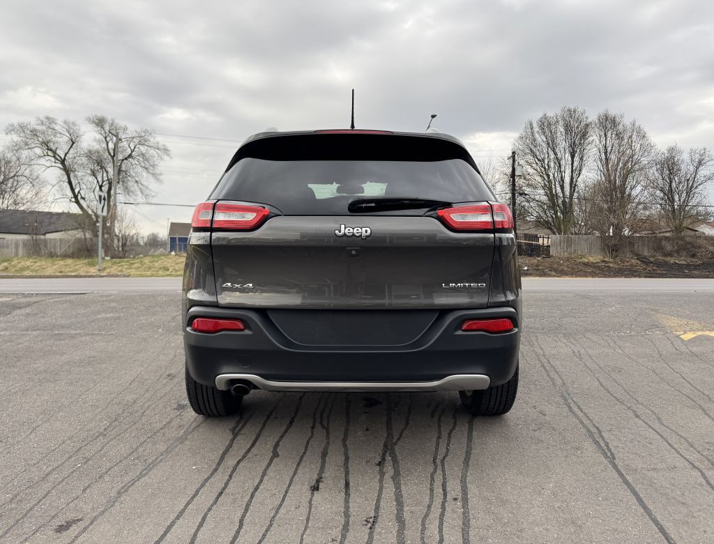 2015 Jeep Cherokee Image 11