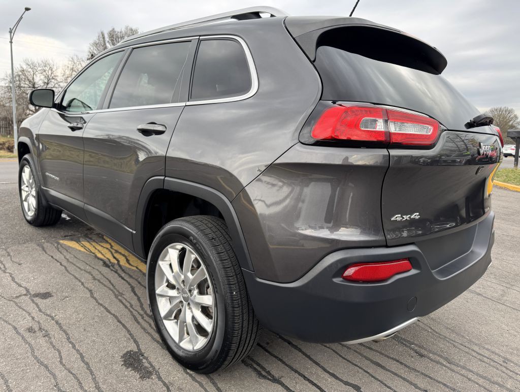 2015 Jeep Cherokee Image 14