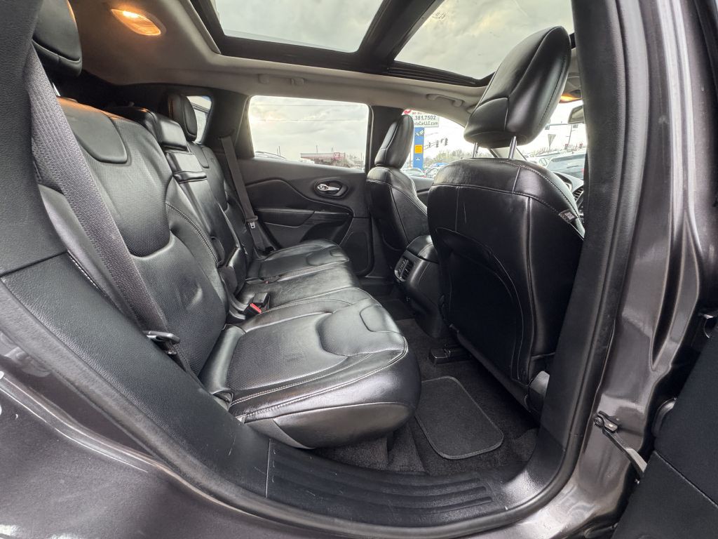 2015 Jeep Cherokee Image 27