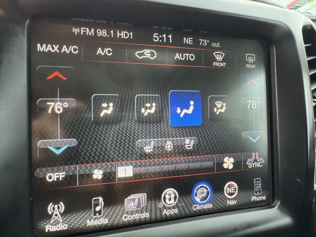 2015 Jeep Cherokee Image 32