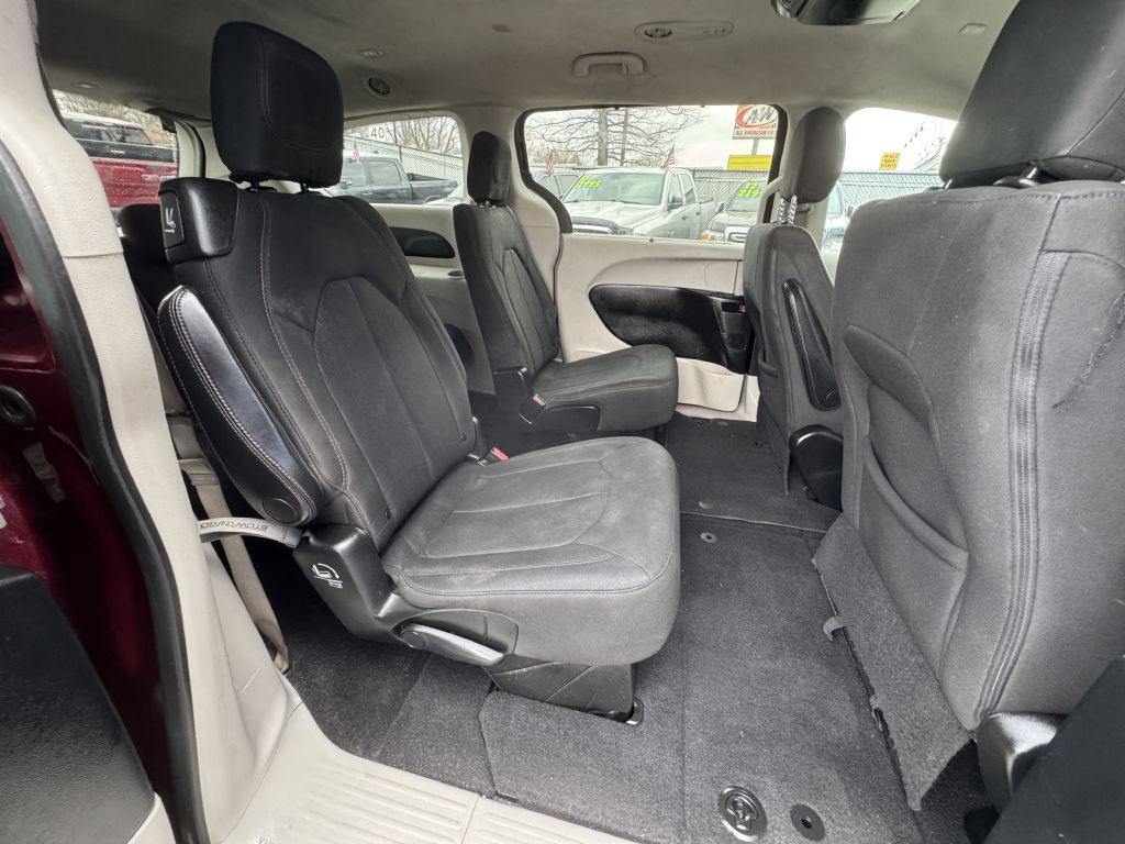 2018 Chrysler Pacifica Image 23