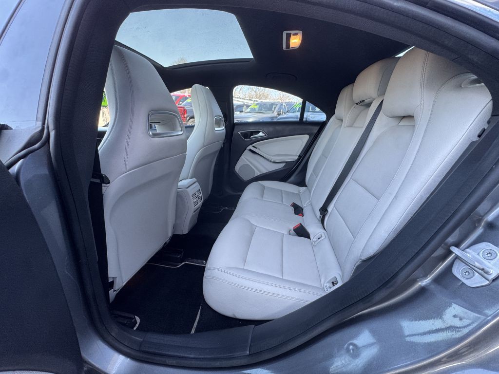 2014 Mercedes-Benz CLA-Class Image 24