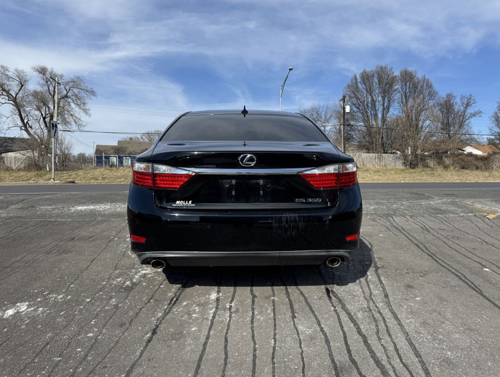 2014 Lexus ES Image 5