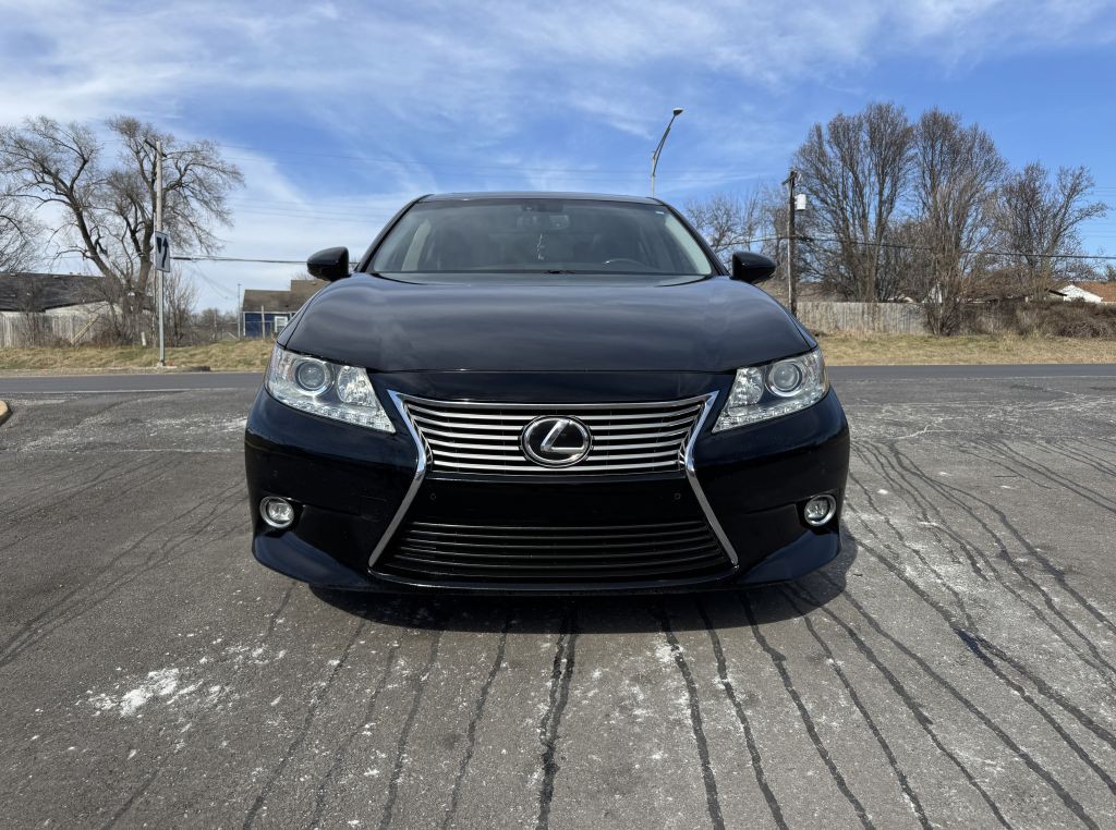 2014 Lexus ES Image 10