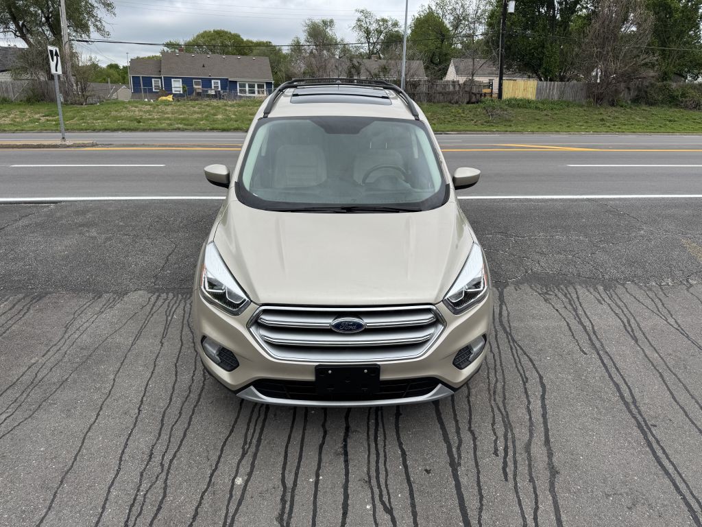 2017 Ford Escape Image 2