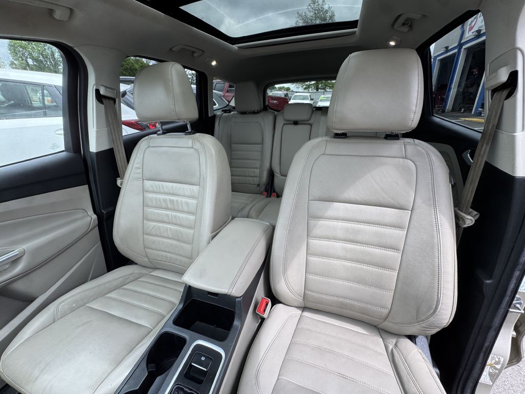 2017 Ford Escape Image 28