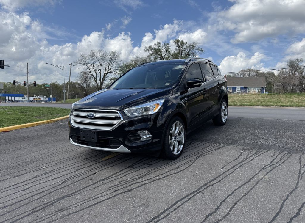 2019 Ford Escape Image 1