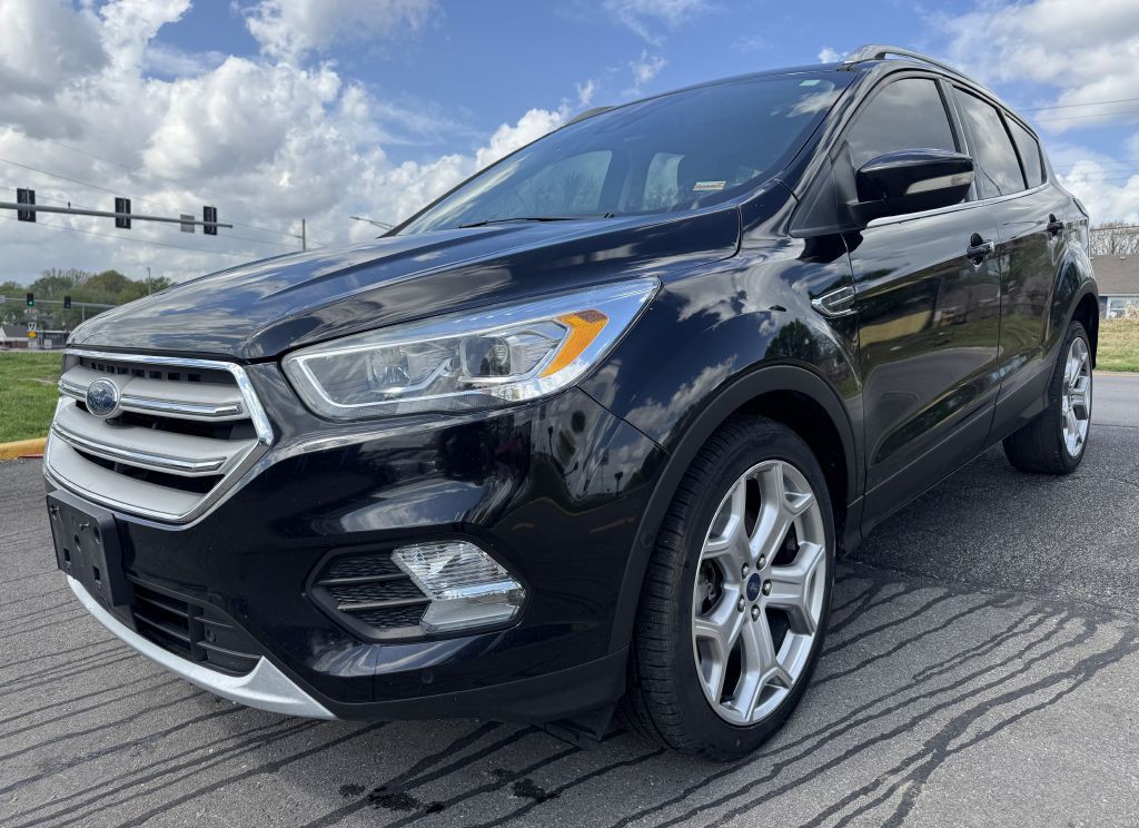 2019 Ford Escape Image 2