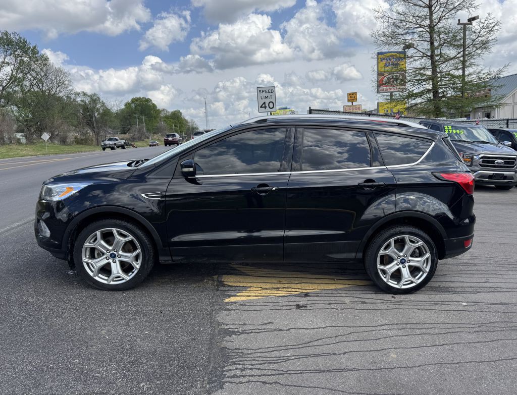 2019 Ford Escape Image 9