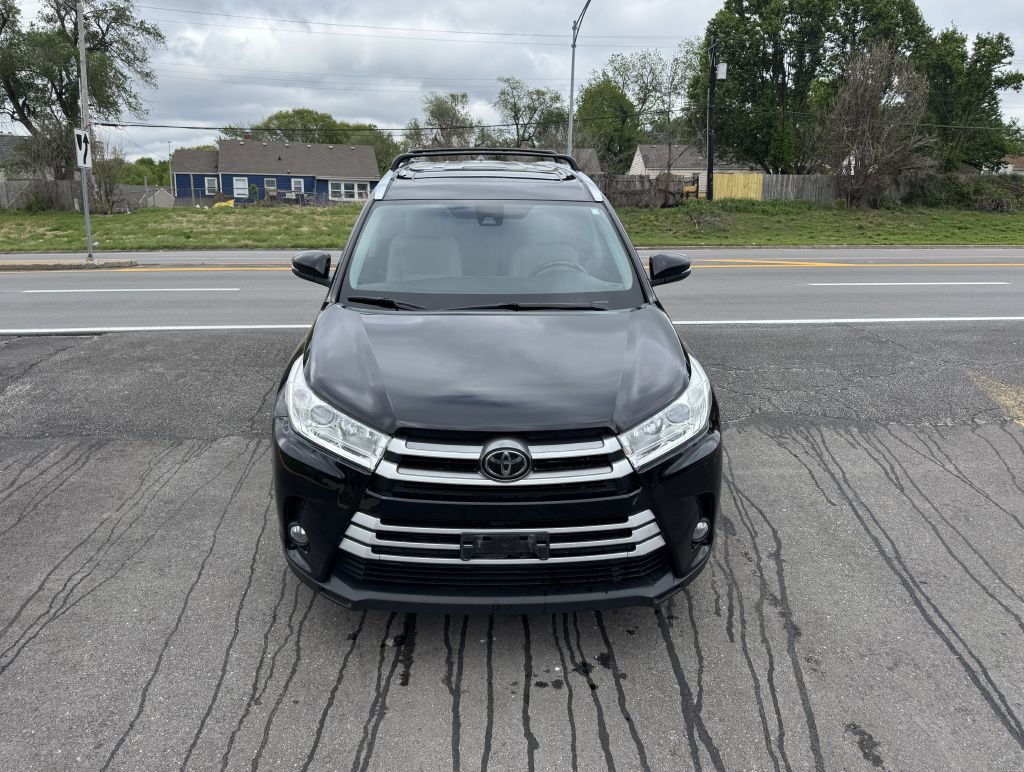 2019 Toyota Highlander Image 3