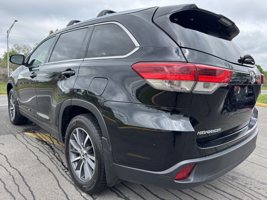 2019 Toyota Highlander Image 14