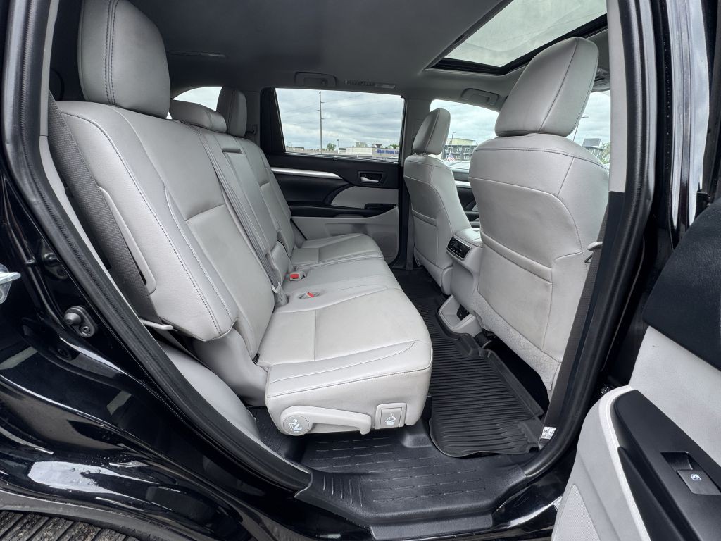 2019 Toyota Highlander Image 21