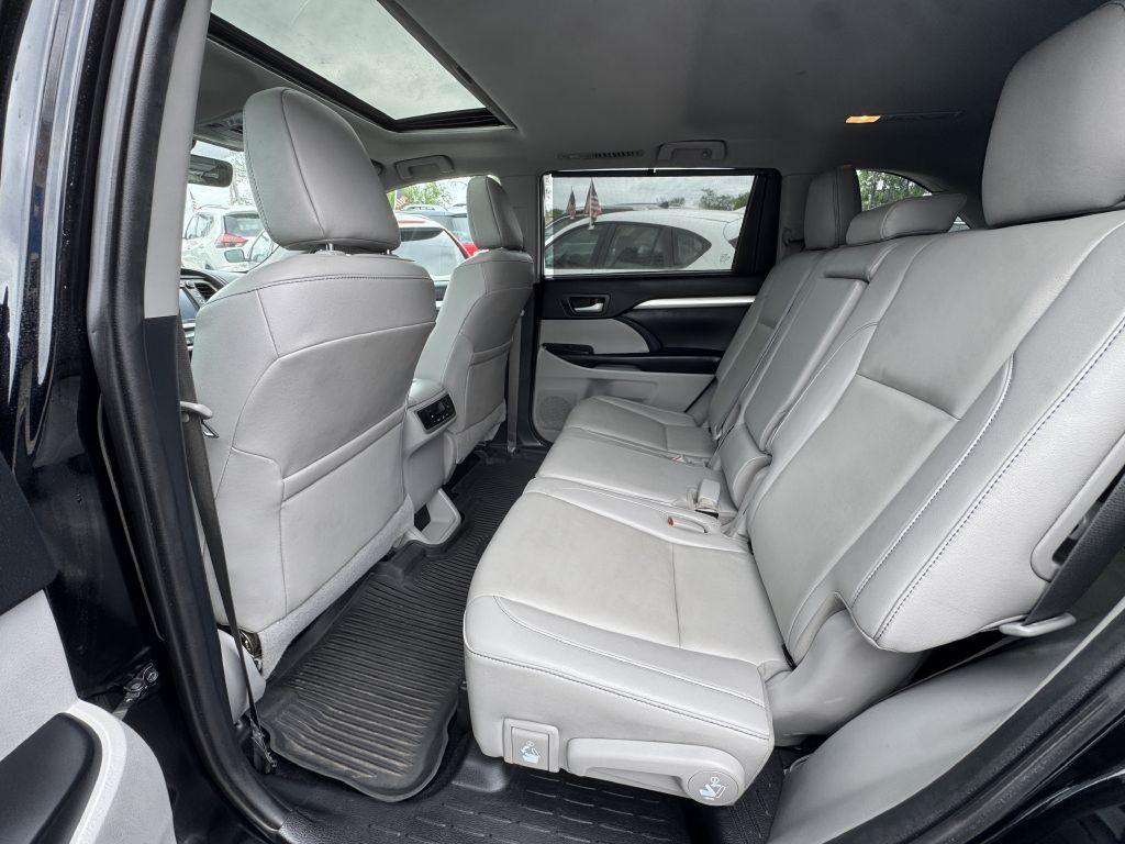 2019 Toyota Highlander Image 22