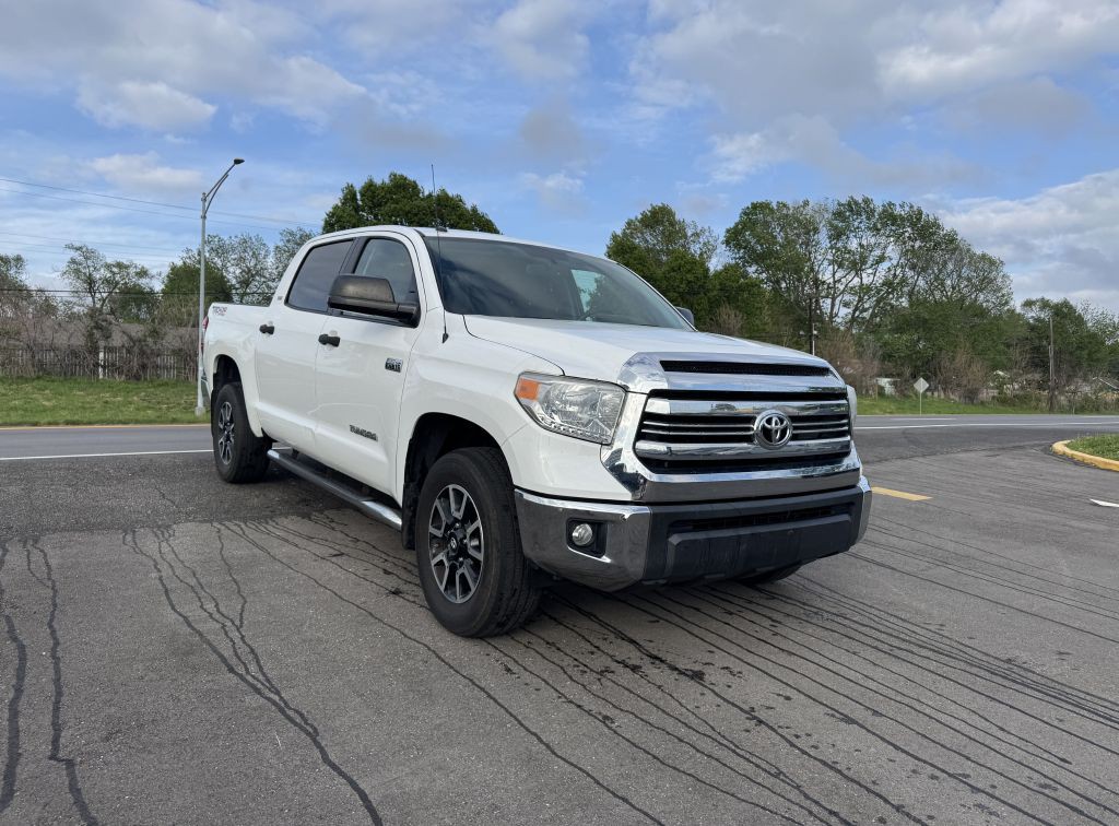 2017 Toyota Tundra Image 1