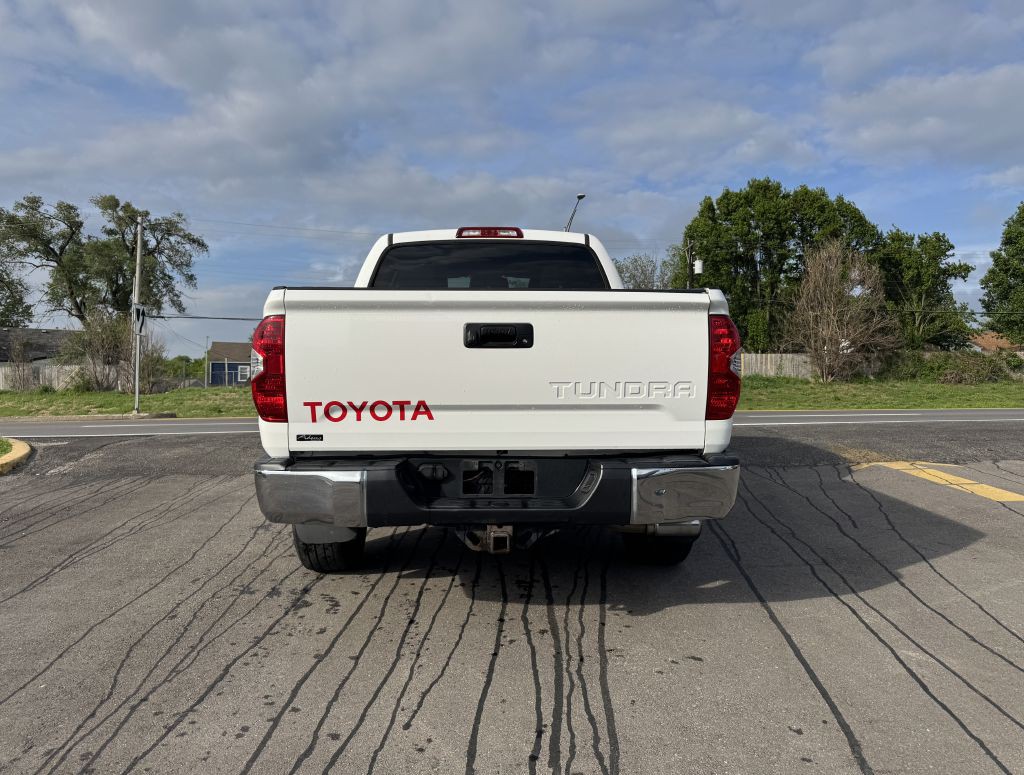2017 Toyota Tundra Image 11