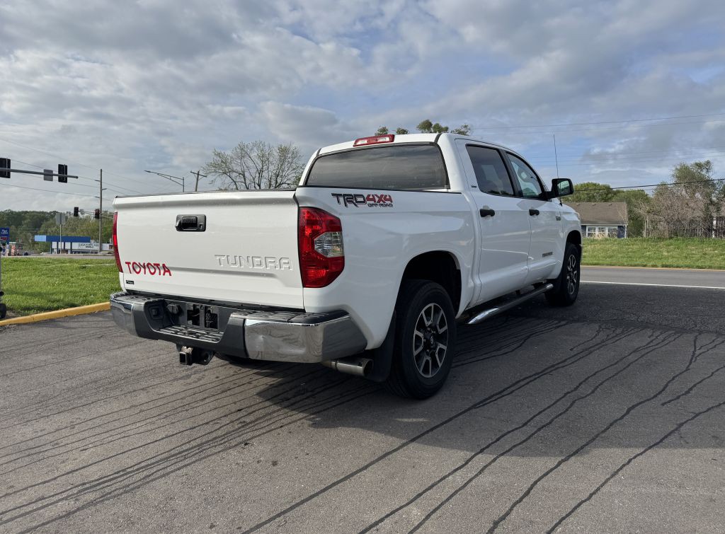 2017 Toyota Tundra Image 15