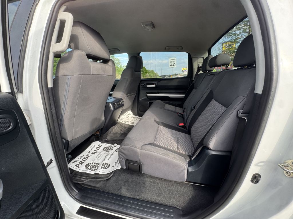 2017 Toyota Tundra Image 17