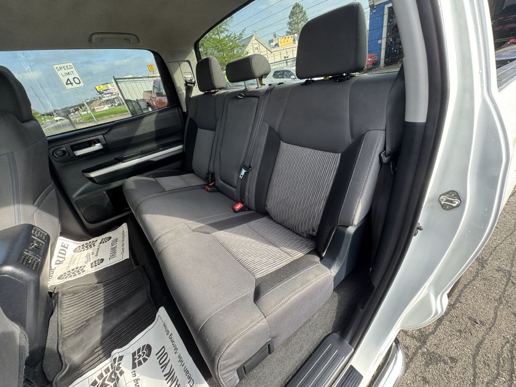 2017 Toyota Tundra Image 18