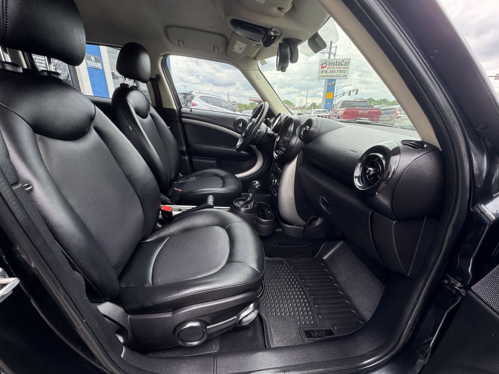 2015 MINI Cooper Image 27