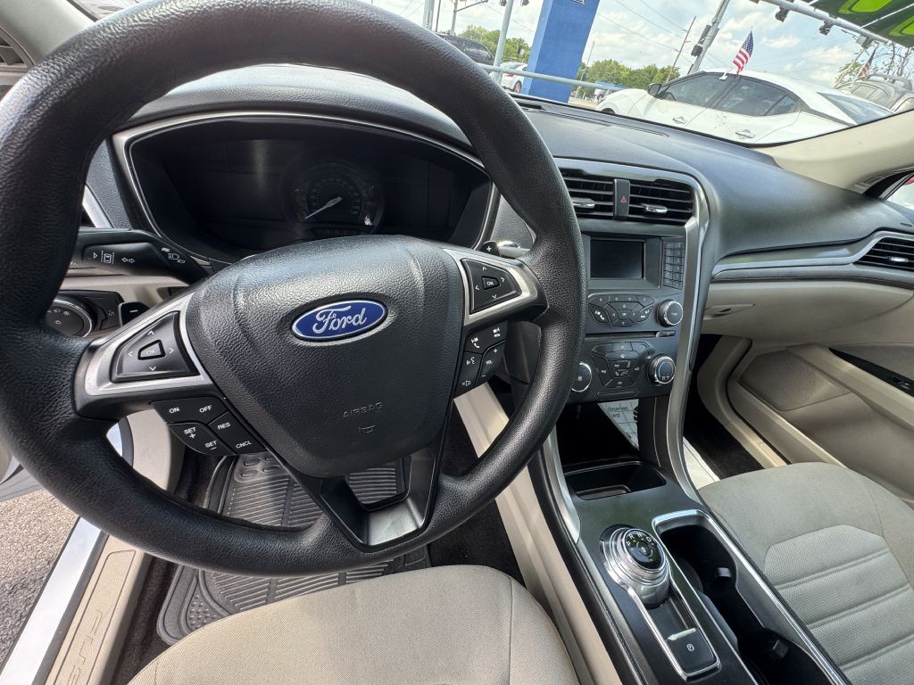 2018 Ford Fusion Image 18