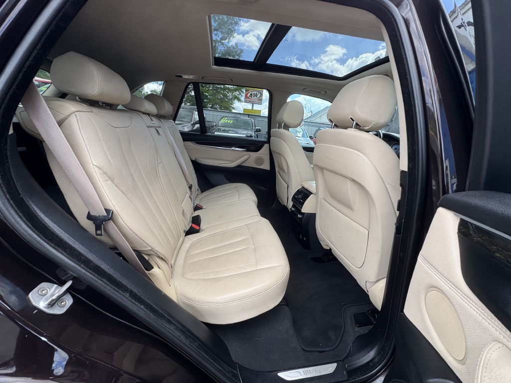 2016 BMW X5 Image 24