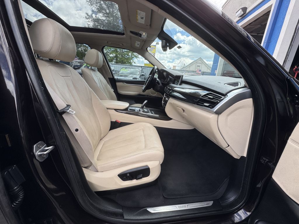 2016 BMW X5 Image 25